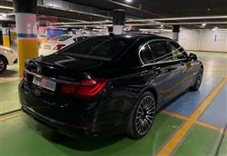 بي ام دبليو الفئة 7